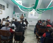 Policiais militares dão palestra para 150 pessoas sobre segurança em hospitais de Ponta Grossa (PR)