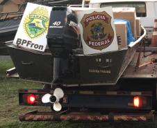 Em porto clandestino, BPFron apreende cerca de 2 mil pacotes de cigarros contrabandeados do Paraguai