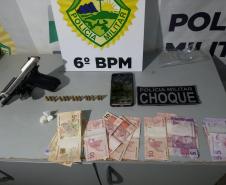 No Oeste do PR, PM apreende drogas e arma de fogo durante o fim de semana