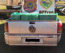 BPFron apreende dois carros carregados com cigarros contrabandeados no Oeste do estado