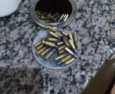Drogas, armas e munições são apreendidas pela Polícia Militar e Polícia Civil no Noroeste do estado