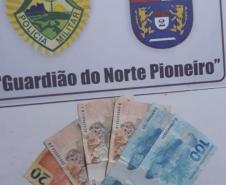 No Norte Pioneiro, PM apreende drogas e dinheiro durante atendimento de ocorrências