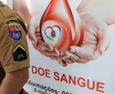 Militares estaduais de Ponta Grossa (PR) doam sangue em comemoração aos 165 anos da Corporação
