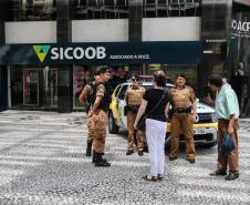 Policiais Militares em ocorrência nesta sexta-feira (8) Dia Internacional da Mulher no centro de Curitiba.   Curitiba, 08/03/2019 -  Foto: Geraldo Bubniak/ANPr