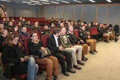 Palestra sobre pesquisa desenvolvida entre policiais militares debate formação da Corporação em Curitiba