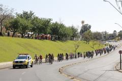 Passeio Ciclístico da PM em Ponta Grossa leva 300 participantes para pedalar em prol da segurança no trânsito 