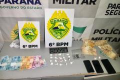 PM apreende quase cinco quilos de maconha e quatro homens acabam presos no Oeste do estado