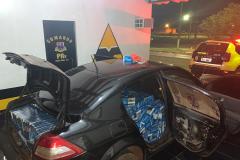 Policiaisrodoviários apreendem 10 mil maços de cigarros contrabandeados no Oeste doestado