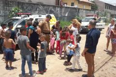 PM arrecada mais de 300 brinquedos e entrega para crianças de diversos bairros de Curitiba