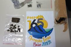 PM atende ocorrência de ameaça e acaba localizando mais de meio quilo de maconha em Pontal do Paraná