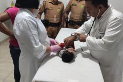 Bebê engasgado com leite é salvo por policiais militares em Ubiratã, no Centro-Oeste do estado