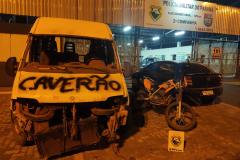 Nova fase da Operação Obturação resulta em apreensão de sete automóveis carregados com cigarros contrabandeados, em Guaíra (PR)