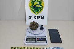 Em ações separadas, PM apreende mais de meio quilo de maconha e encaminha duas pessoas em Cianorte (PR)