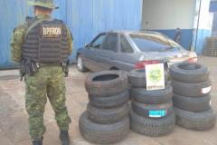 BPFron apreende 40 pneus contrabandeados em Santa Terezinha de Itaipu (PR)