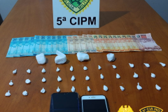 Em ações distintas da Operação Ostensividade II, PM de Cianorte (PR) encaminha três homens e apreende diversas drogas