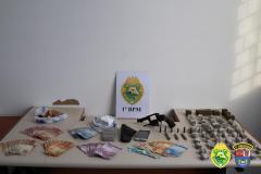 “Operação Resgate” é desencadeada em Castro (PR) e armas de fogo, drogas e veículos são apreendidos