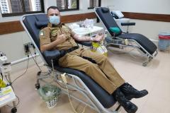Policiais militares fazem doação de sangue coletiva no Norte do estado pelo Dia Mundial do Doador de Sangue