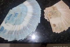 No Noroeste do estado, PM prende dupla e apreende simulacro e quase R$ 4 mil em dinheiro