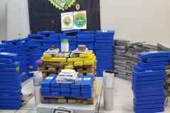 Ação conjunta entre PM e GM resulta na apreensão de quase 300 quilos de maconha em Curitiba