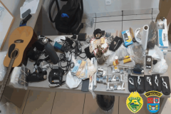 No Centro-Oeste do estado, PM localiza casa com estufas para cultivo de maconha