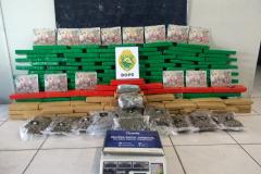 BOPE encontra maconha, drogas sintéticas e armas durante abordagens em Curitiba