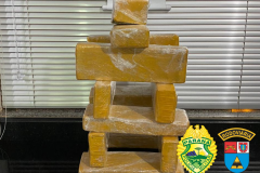 Em situações distintas no Interior, BPRv apreende mais de 10 quilos de maconha e R$ 100 mil em eletrônicos