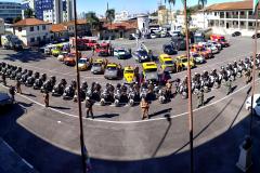 Inédito desfile motorizado da PM passa por cartões-postais da capital em alusão aos 166 anos da Corporação