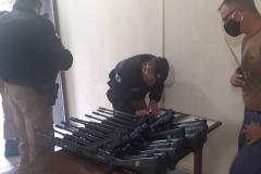 Fuzis doados pelo Exército reforçam equipes do Batalhão de Guarda da PM