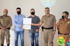 Policiais militares e integrantes da Polícia Civil e do Judiciário são homenageados em Francisco Beltrão