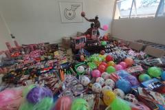Natal Itinerante da Polícia Militar distribui mais de 4,5 mil brinquedos em bairros carentes de Curitiba