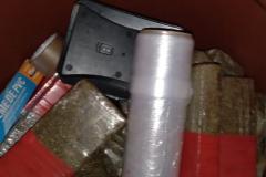 No Norte do estado, Pelotão de Choque apreende tabletes de maconha encaminha casal durante a Operação Sinergia