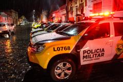 Mais de 250 pessoas são abordadas e duas acabam presas durante operação da PM em Morretes e Antonina