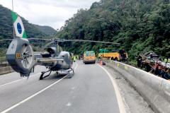 (ATUALIZADA) Forças de segurança e aeronaves atendem acidente de ônibus