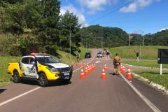 Trânsito na Estrada da Graciosa será totalmente liberado no domingo de manhã