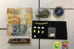 Verão Consciente: PM apreende drogas sintéticas e maconha em Guaratuba (PR) e três são encaminhados