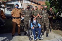 Praça mais antigo na Reserva Remunerada da PMPR que lutou na 2ª Guerra Mundial é homenageado ao completar 98 anos