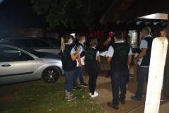 PM e agentes da prefeitura de Cianorte (PR) abordam 64 pessoas em estabelecimentos comerciais durante fiscalização das medidas sanitárias
