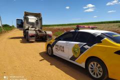 Caminhão roubado é recuperado pelo BPRv após denúncia em Cascavel (PR)