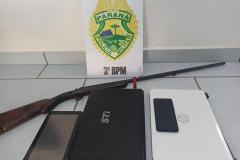 No Sudoeste do estado, PM encaminha cinco pessoas e apreende duas armas de fogo, 130 gramas de maconha e 80 pedras de crack