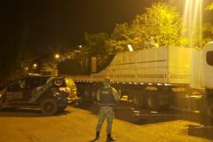 BPFron apreende R$ 2,2 milhões em cigarros contrabandeados e veículos no Oeste do PR