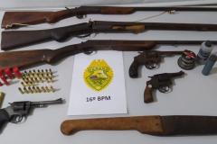 PM de Guarapuava (PR) apreende nove armas de fogo e encaminha quatro suspeitos, em ocorrências separadas