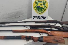 Em ocorrências distintas, PM apreende cinco armas de fogo e encaminha três suspeitos em Rondon (PR)