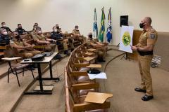 Em Cornélio Procópio, Comandante-Geral da PM conversa com oficiais sobre planejamento e estrutura