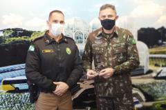 Batalhão de Polícia de Trânsito recebe visita de oficial do Exército Brasileiro para estreitar relações com a PM 