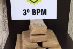 No Sudoeste do estado, PM prende três homens e apreendem 150 caixas de vinhos e três quilos de maconha