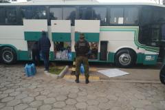 BPFron apreende 20 quilos de maconha e ônibus carregado com produtos contrabandeados no Oeste do estado