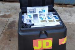 BPFron apreende 75 pacotes de cigarros contrabandeados em uma motocicleta no Oeste do estado
