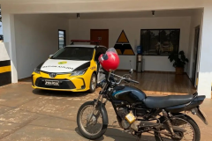 BPRv encaminha rapaz por direção perigosa e recupera uma motocicleta no Oeste do estado