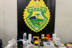 Policiais recuperam R$ 25 mil em eletrônicos roubados e apreendem arma de fogo e munições em Curitiba