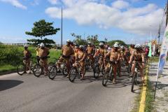 Mais de 200 ciclistas de todo Paraná participam junto com a PM de desafio de 27 quilômetros, no litoral